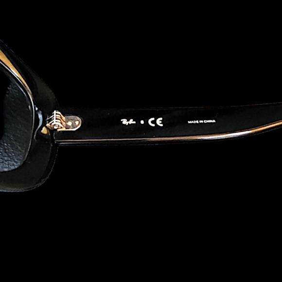 NWOT Original Wayfarer Classic RAY-BAN SUNGLASSES WITH RAY-BAN CASE & CLOTH - Picture 11 of 12